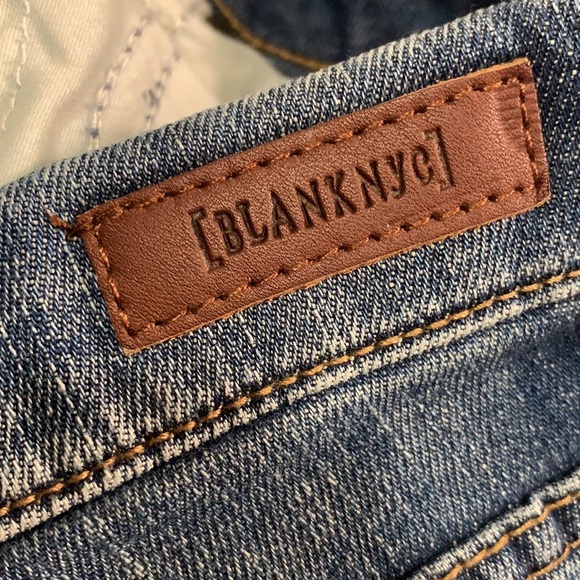 Blank NYC two toned split front seam cropped frayed raw hem skinny jeans size 27 - Picture 4 of 6